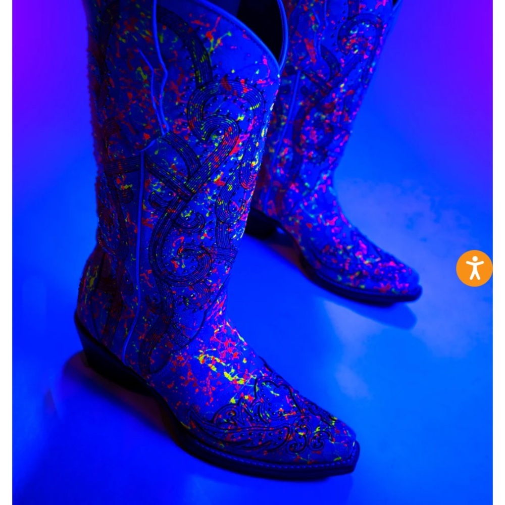 Corral Women's Heeled Boots - Picture 5 of 11